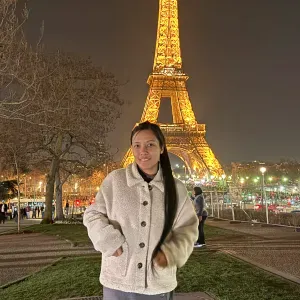 Home-Helper for your elderly in Paris or even outside