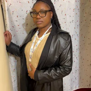 Baby-sitter expérimentée en Île de France