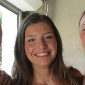 je suis baby sitter expérimentée