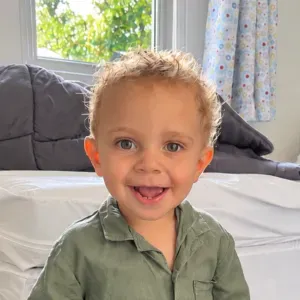 Je cherche une baby-sitter 