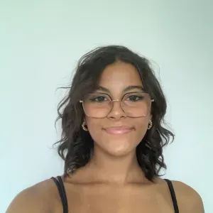 Baby-sitter expérimentée à Orléans