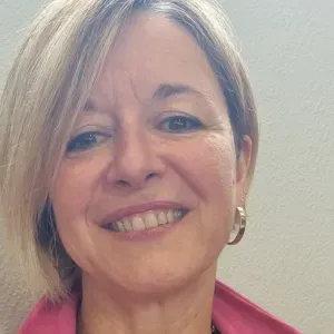 Aide à domicile pour familles à la Rochelle 