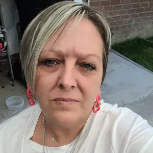 Technicienne de surface pres de liège