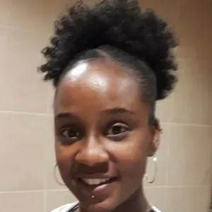 Baby-sitter avec 6 ans d'expériences de 6mois à 12 ans