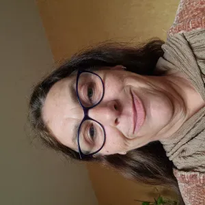 Aide à domicile  toutes personnes  qui ont besoin 