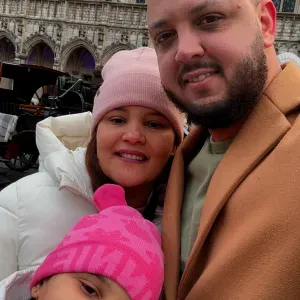 Baba com formação em pedagogia com  experiência 