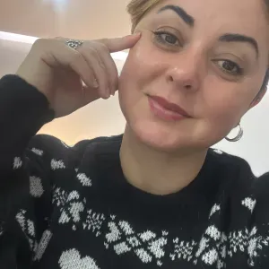 Babysitter, com experiência . 