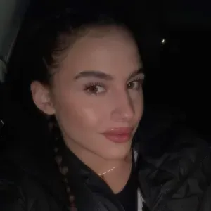 Erfahrene Kinderbetreuerin sucht eine Anstellung.