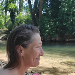 Accompagnante à domicile et/ou répit pour les aidant(e)s