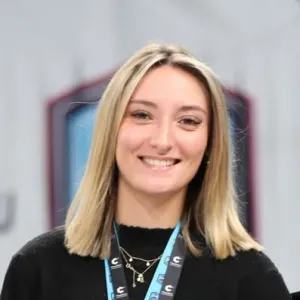 Garde enfants les soirs et les week-ends.