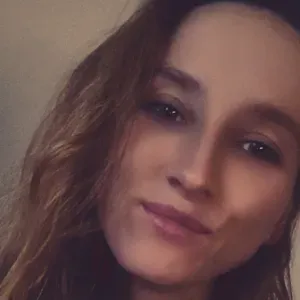 Baby sitter expérimenté et diplômé 