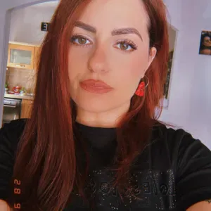 Sono una studentessa e libera quasi tutti i giorni .