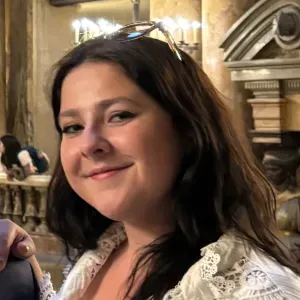 Baby-sitter expérimentée à Troyes 