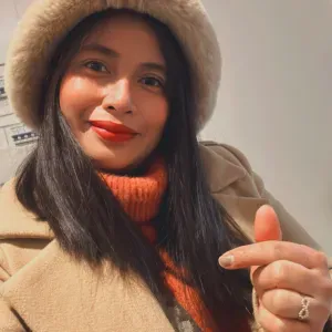 Experiences babysittier and cleaning the house