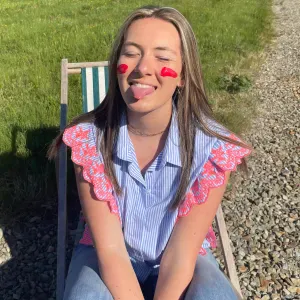 Baby-sitter expérimentée à Mayenne 