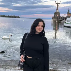 Baby-sitter en quête d'expérience