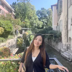 Pet-Sitter in ville d'avray! Reliable & loving pet sitter.