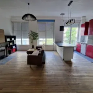 Cherche 2h de ménages hebdo dans parties communes de coloc