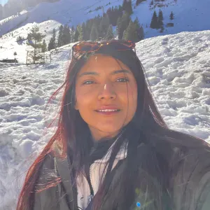 cuidadora dedicada ou auxiliar de saúde em Lisboa