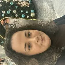 Femme de ménage avec 5 ans de expérience