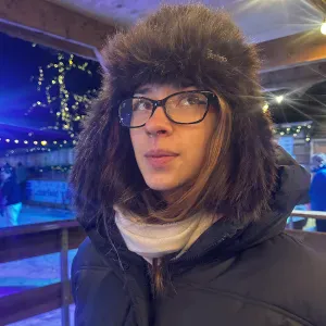 Dierenoppas en hondenuitlater in Huizen,Blaricum,Laren