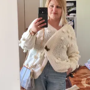 Baby sitter expérimenté île de France Paris.