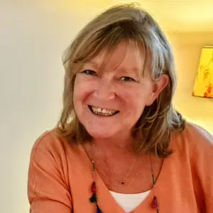 Dame de compagnie, aide à domicile.