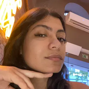 Empregado de limpeza responsável em 