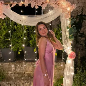 Baby-sitter sérieuse et dynamique – disponibleJ