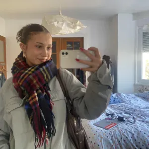 Baby-sitter sur Strasbourg, disponible les weekend !