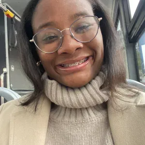 Babysitter disponível full time em lisboa