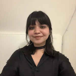 Pet sitting for cats and dogs services