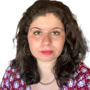 Babysitter jovem e responsável disponível em Setúbal