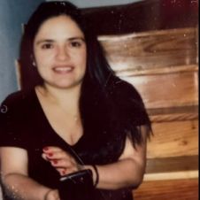 Mi nombre es Claudia tengo 8 años de experiencia con niños