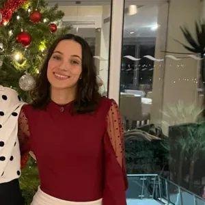 Babysitter com experiência em Messines 