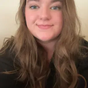 Baby-sitter expérimentée à Hem !