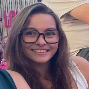 Baby-sitting occasionnel aux alentours de Viry Châtillon 