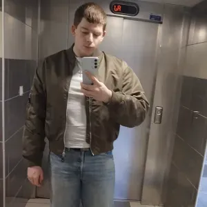 Ouvrier polyvalent sur Mons et ses alentours 