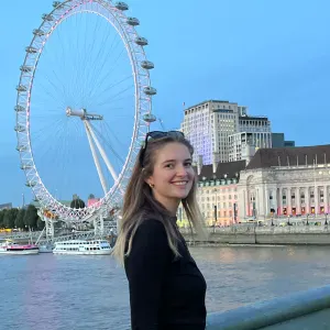 Baby-sitter disponible sur Toulouse 