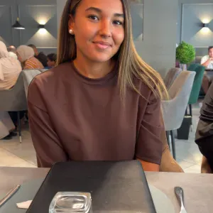 Baby-sitter situer dans les alentours du landeron  