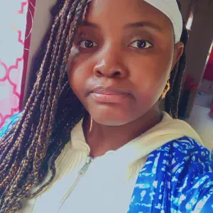 Aide ménagère, étudiante à Charleroi 