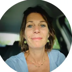 Aide à domicile ou service mobile en semaine.