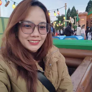 Im looking for a Job housekeeping or child care 