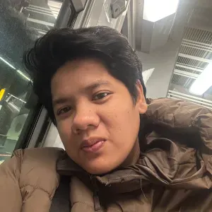 Im a baby sitter their age is 2, 5 and 7yrs old