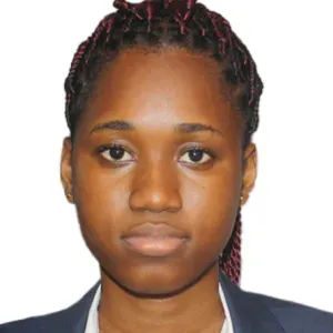 Aide ménagère sérieuse – 20 ans – Versailles