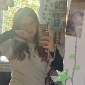 Baby-Sitter dans les alentours de Saint-Germain-sur-Avre!