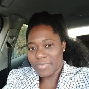 Aide à domicile et accompagnement de personnes âgées