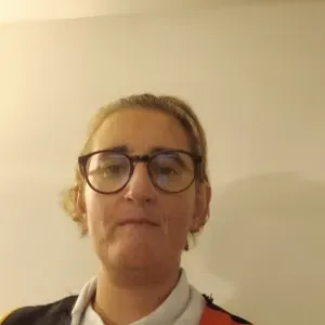 Empregada de limpeza  e cuidador