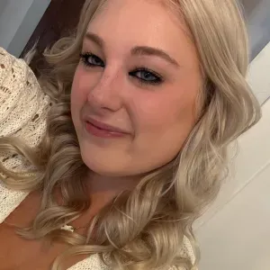 Experienced babysitter free on Thursdays Newark