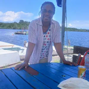 Assistance aux anciens, ménage, lave-vaisselle 